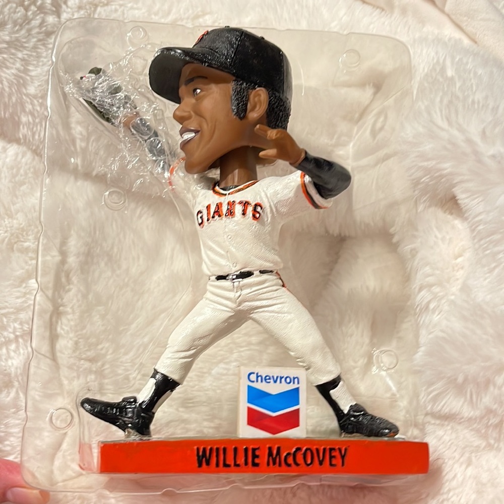 2018 SAN FRANCISCO GIANTS WILLIE McCOVEY BOBBLEHEAD